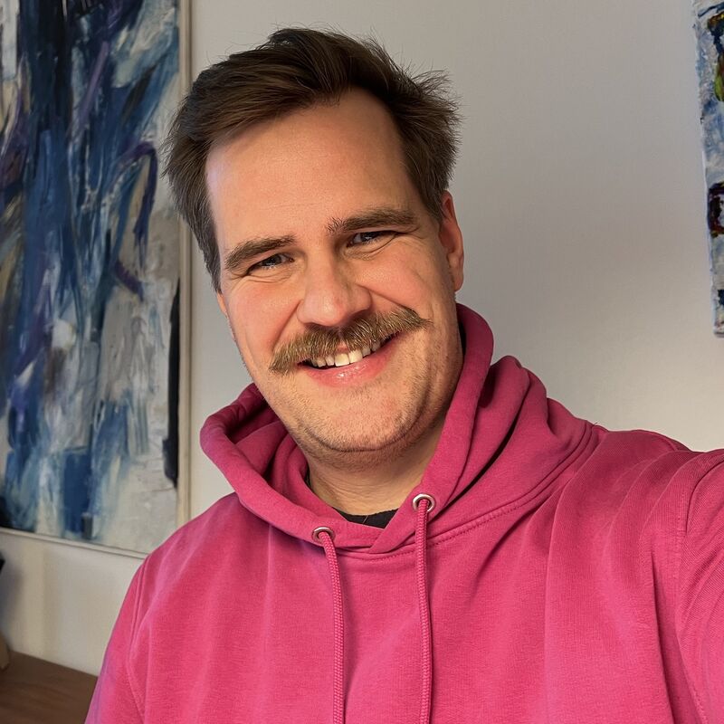 Tesla wants to build and sell 20 million cars in 2030, that's 30% of the global car market.