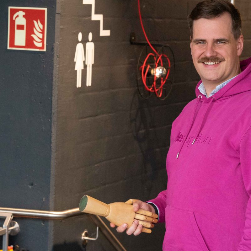 How AI like chatGPT works, explained in one paragraph